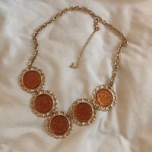 Bronze colored sparkly necklace